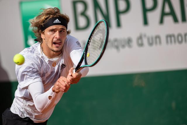 先选手保持 先选手保持