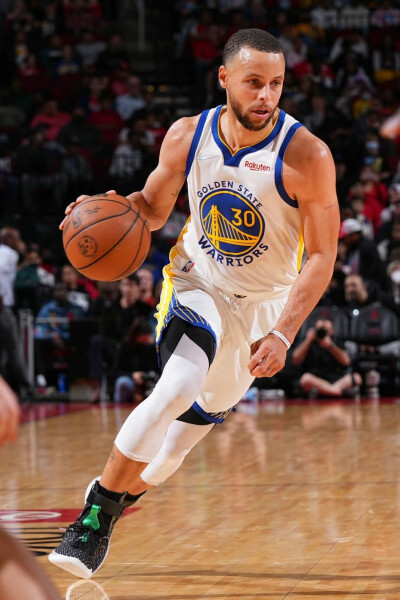 收入和商业 收入和商业