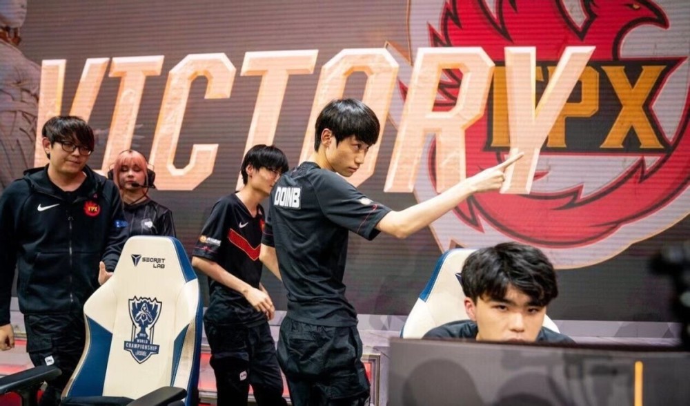 在密集赛程 在密集赛程