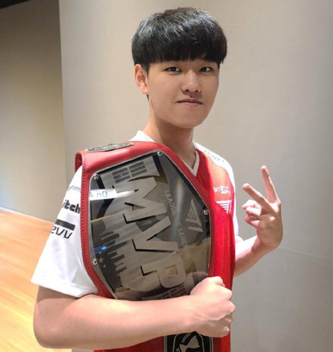 的技战术与 的技战术与